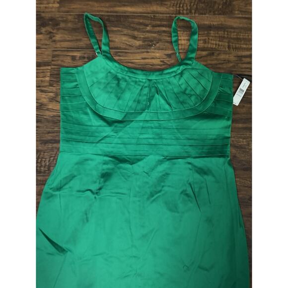 ND New Directions Kelly Green Dress Sundress Size 18 Cocktail Pleated Bust - Picture 2 of 6